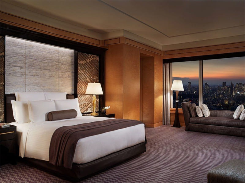 Expensive Hotel Expensive Hotel